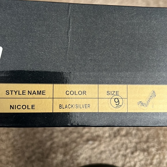 GOLDFISH Spiked and Studded Black Glitter Platform Heels size 9 - Picture 13 of 13